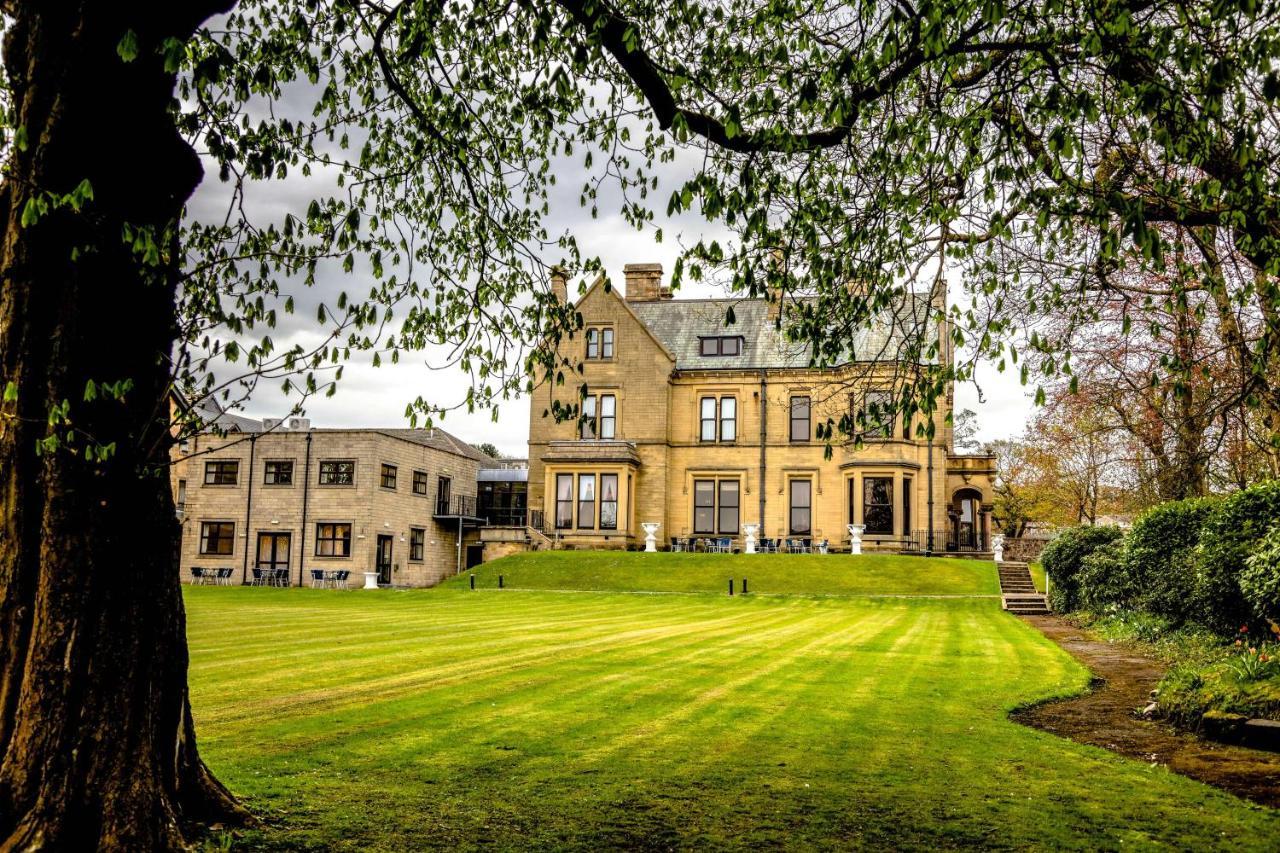 Burnley North Oaks Hotel And Leisure Club Bagian luar foto