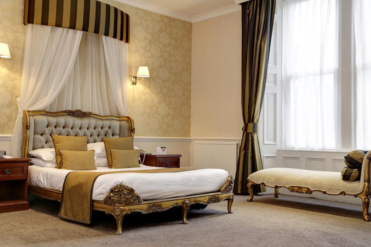 Burnley North Oaks Hotel And Leisure Club Bagian luar foto